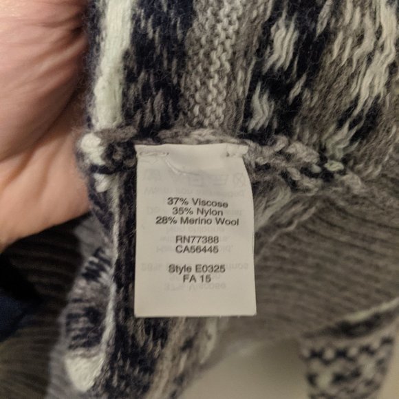 3/$30 JCrew Winter Sweater - Picture 5 of 6